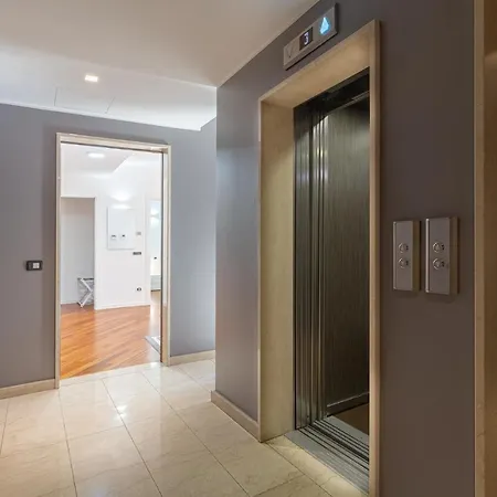 Apartment Central/garibaldi Luxurious Two-room Apartment. Mailand